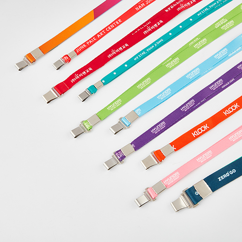 Ŭ������ ���ʸ����